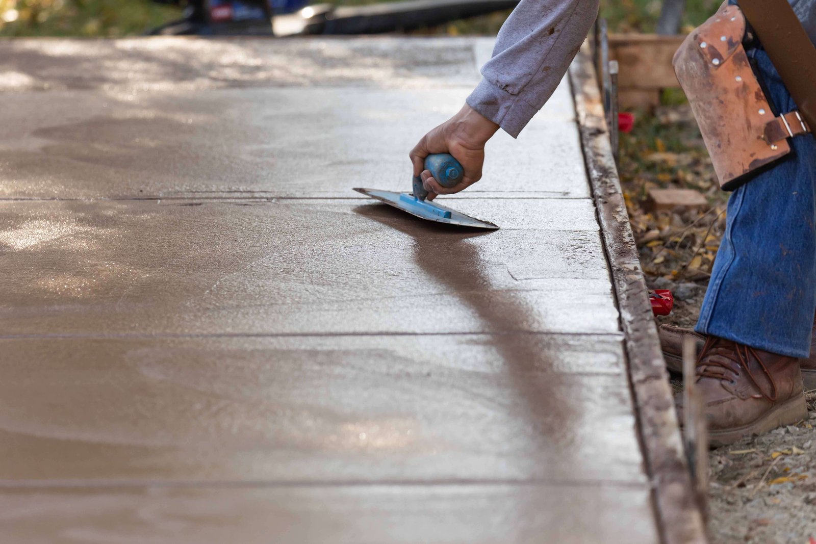 Exposed aggregate finish for outdoor spaces